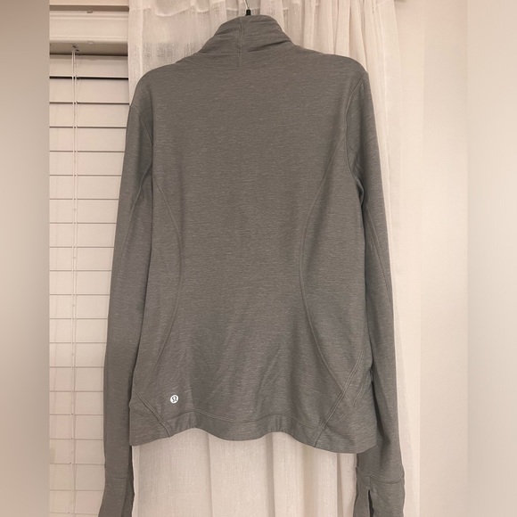 Lululemon Precision Jacket -  b1 - Picture 4 of 7